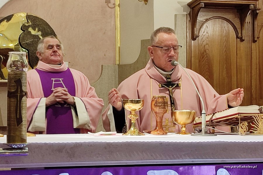 20 Niedziela - msza poranna.jpg